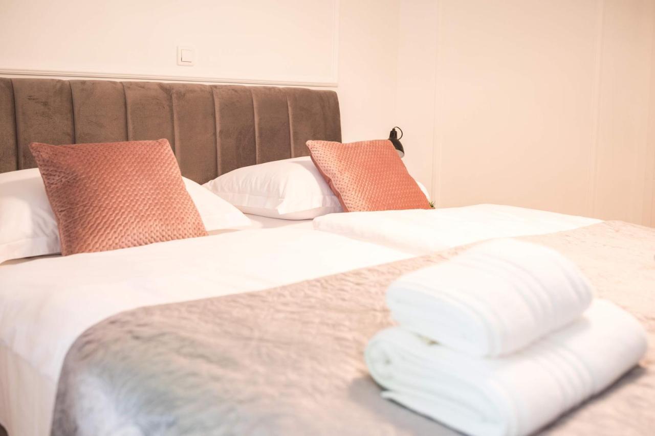 Luxury Rooms With Balcony Zadar Exterior photo